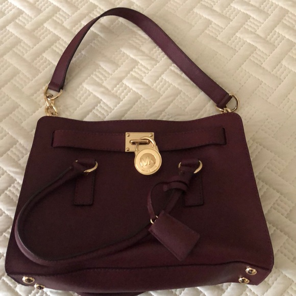 Maroon mini MK bag with chain strap - Picture 1 of 2